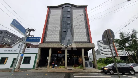 Apartamento com 1 Quarto para alugar, 33m² no Centro, Joinville