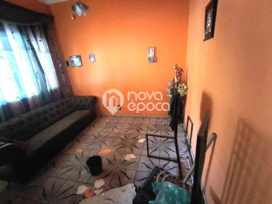 Foto do imóvel - Casa à venda com 2 quartos, 1 banheiro, 107 m² e 1 vaga, próxima à Estação Quintino em