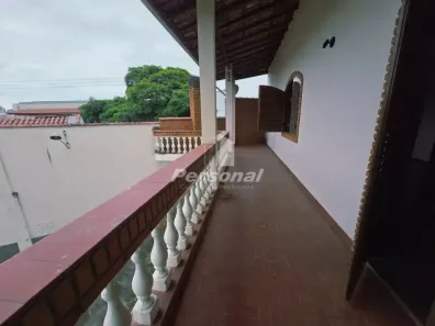 Casa Comercial com 3 Quartos para alugar, 224m² no Centro, Taubaté