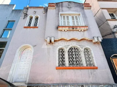 Casa Comercial com 3 Quartos para alugar, 86m² no Centro, Ponta Grossa