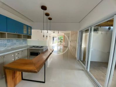 Casa de Condomínio com 3 Quartos à venda, 130m² no Laranjeiras, Uberlândia