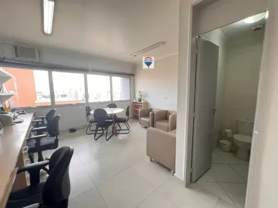 Conjunto Comercial / Sala à venda, 32m² no Centro, São José dos Campos