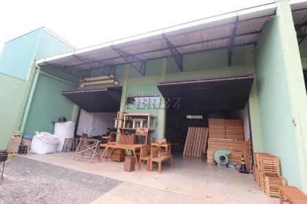 Galpão / Depósito / Armazém para alugar, 300m² no Antares, Londrina
