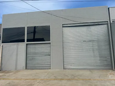 Prédio/Edifício Inteiro à venda, 380m² no Parque Oeste Industrial, Goiânia