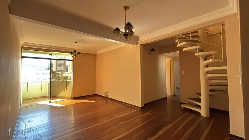 Foto do imóvel - Apartamento para alugar com 150 m², 3 quartos, 2 banheiros, 2 vagas