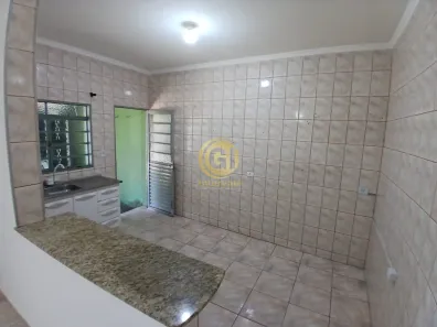Casa com 2 Quartos para alugar, 64m² no Parque Santo Antônio, Jacareí