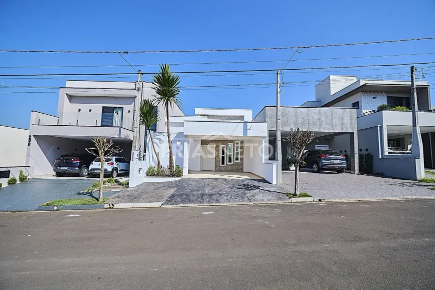 Foto do imóvel - Casa de condomínio para alugar com 3 quartos, 1 suíte, 1 banheiro, 130 m² e aceita animais em