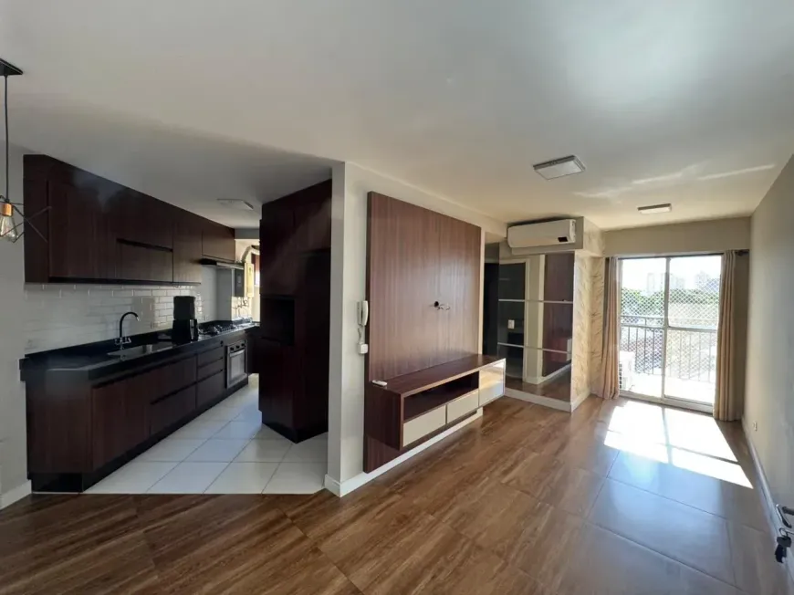 Foto do imóvel - Apartamento à venda com 2 quartos, 1 suíte, 2 banheiros e 1 vaga na garagem em
