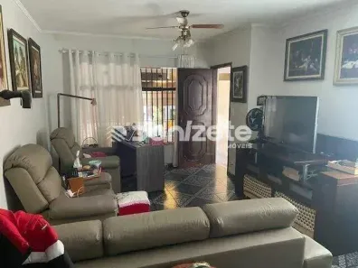 Sobrado com 3 Quartos à venda, 158m² no Vila Scarpelli, Santo André