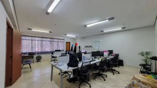 Conjunto Comercial / Sala à venda, 65m² no Centro, Campinas