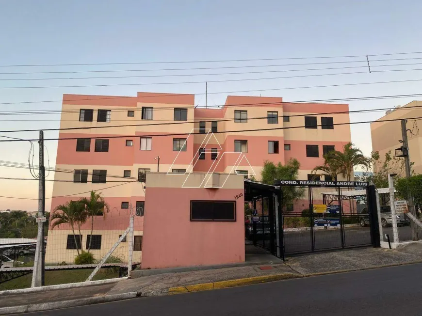 Foto do imóvel - Apartamento à venda com 2 quartos, 1 banheiro e 55 m² em