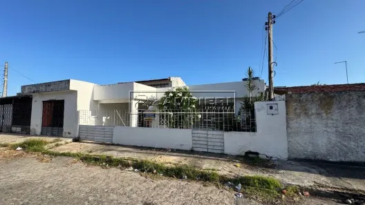 Casa com 5 Quartos à venda, 240m² no Poço, Maceió